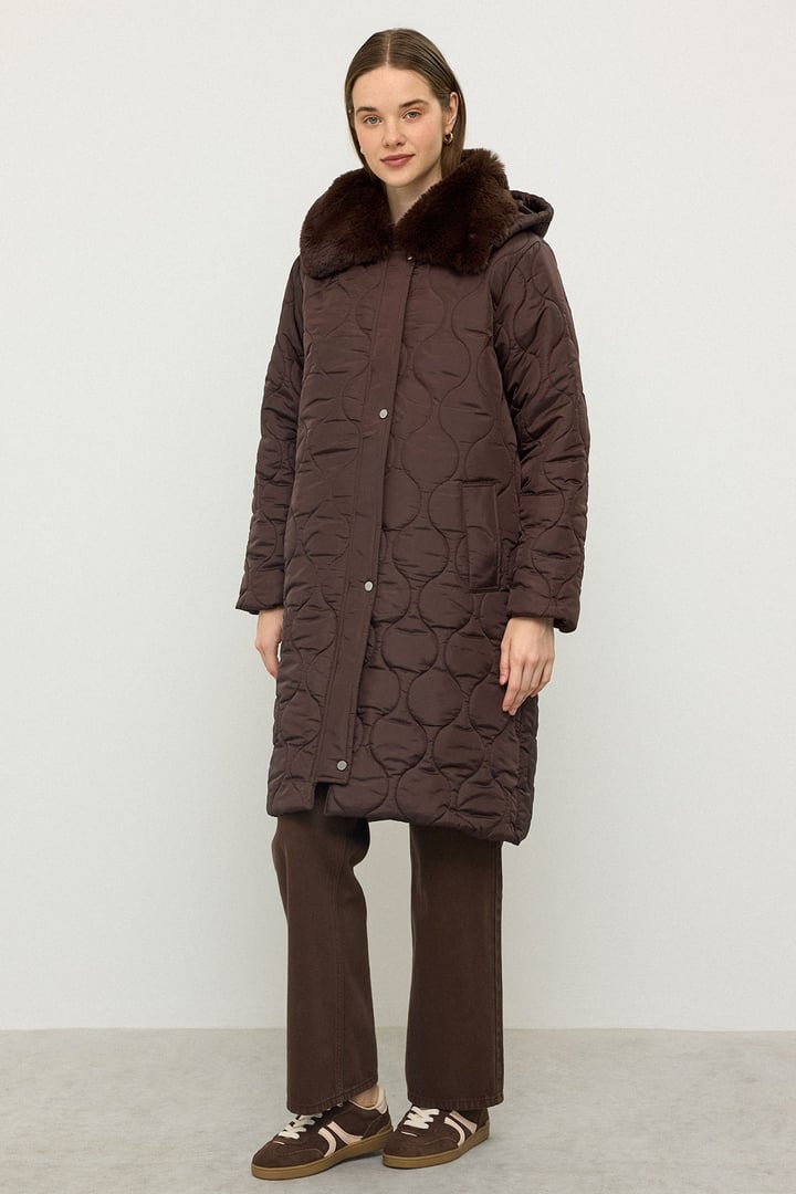 Quilted Coat with Detachable Hood and Zipper Closure, Fur Collar COFFEE 6784