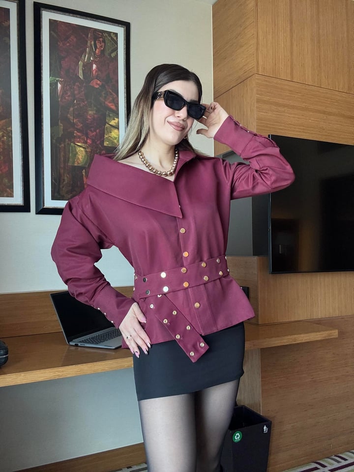 Amora Bordo Gold Düğmeli Kemerli Gömlek