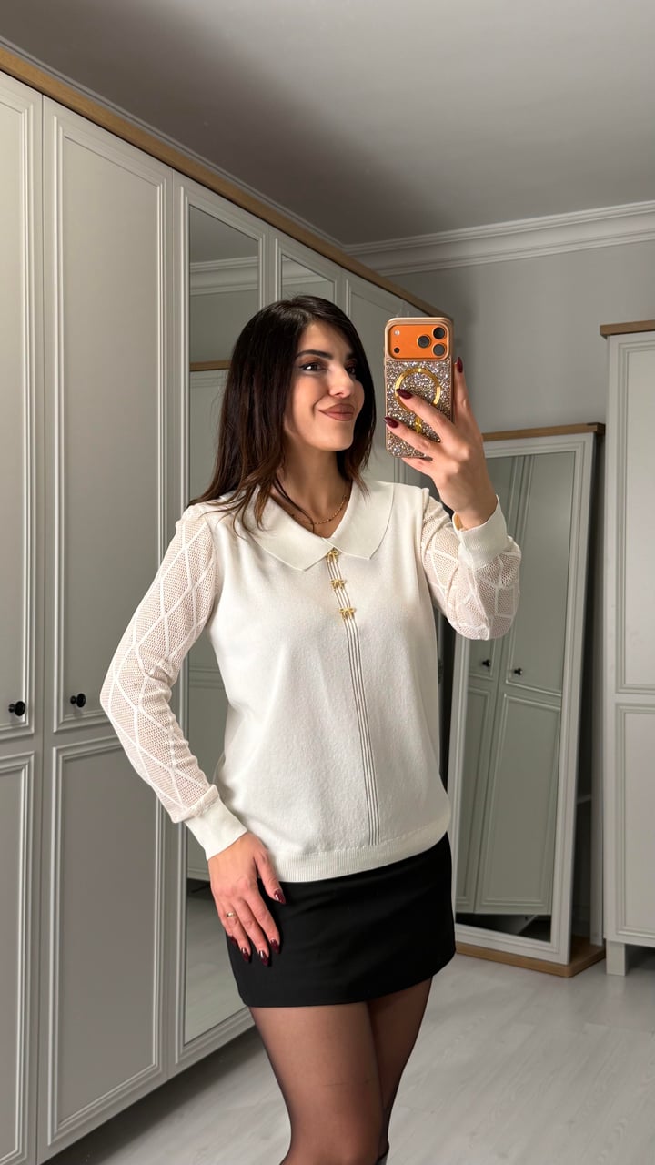 Daria Beyaz Yakalı Kol Detaylı Bluz
