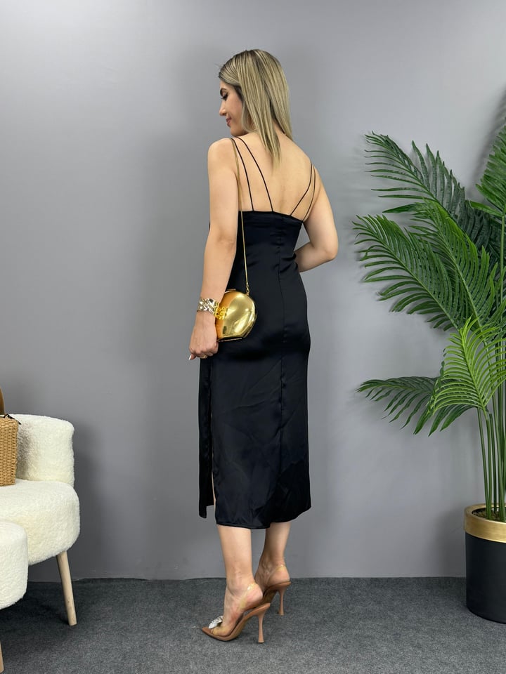 Dres Siyah İp Askılı Saten Elbise