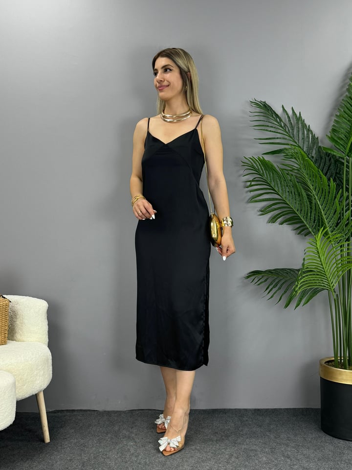 Dres Siyah İp Askılı Saten Elbise