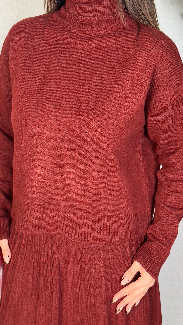 Fiano Bordo Balıkçı Yaka Etekli Triko Takım