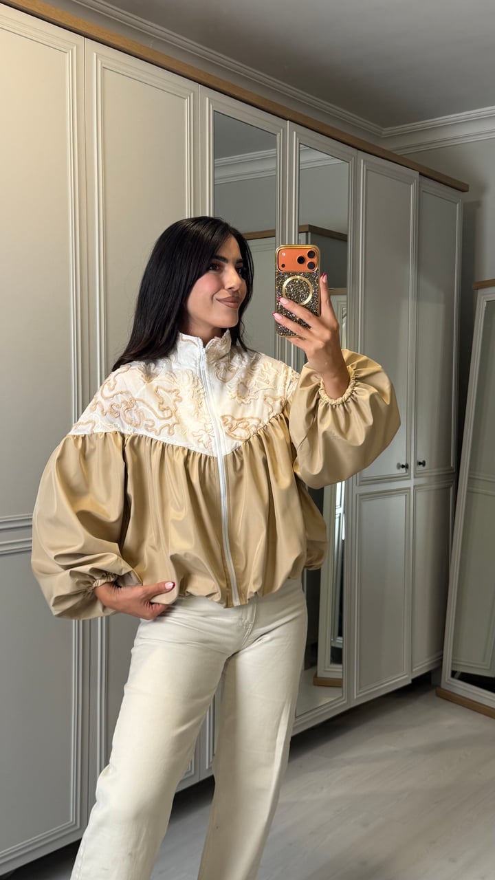Fily Sütlü Kahverengi Nakışlı Bomber Ceket