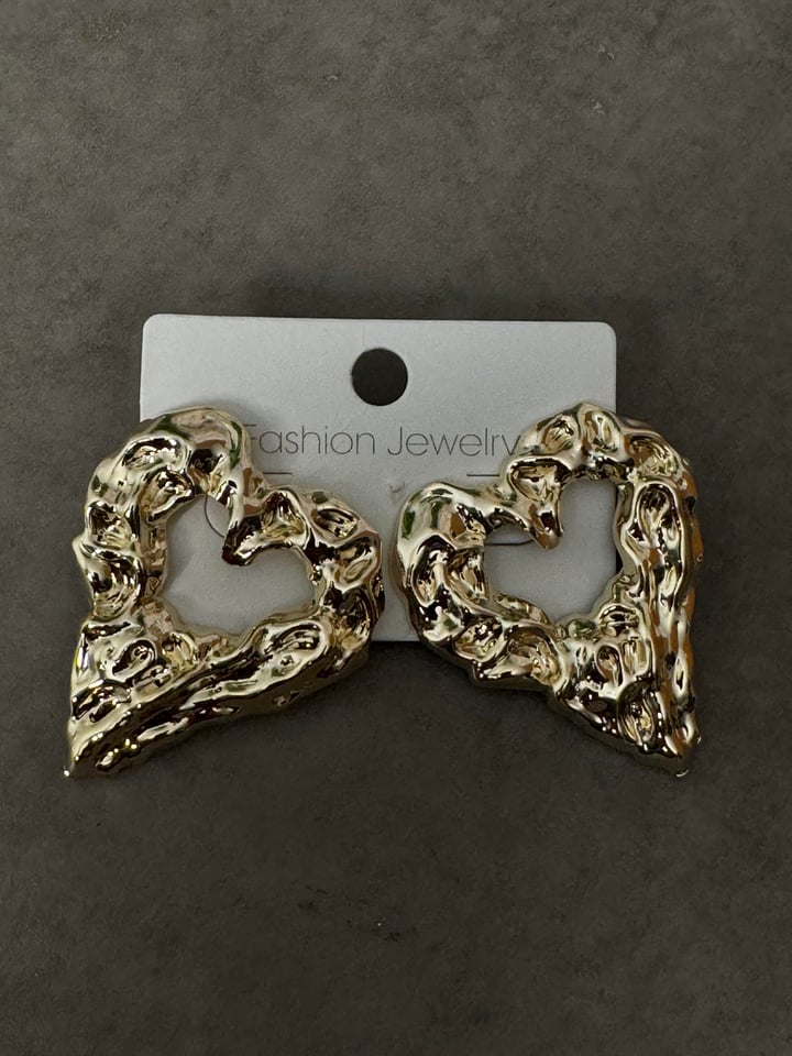 Gold Kalpli Küpe