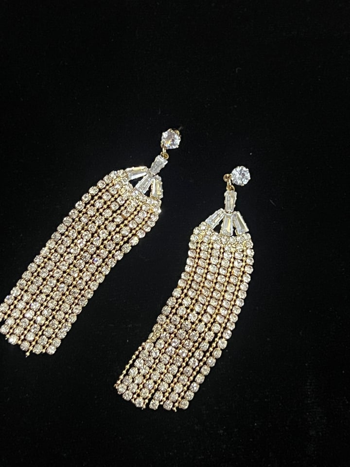 Gold Taş İşlemeli Küpe