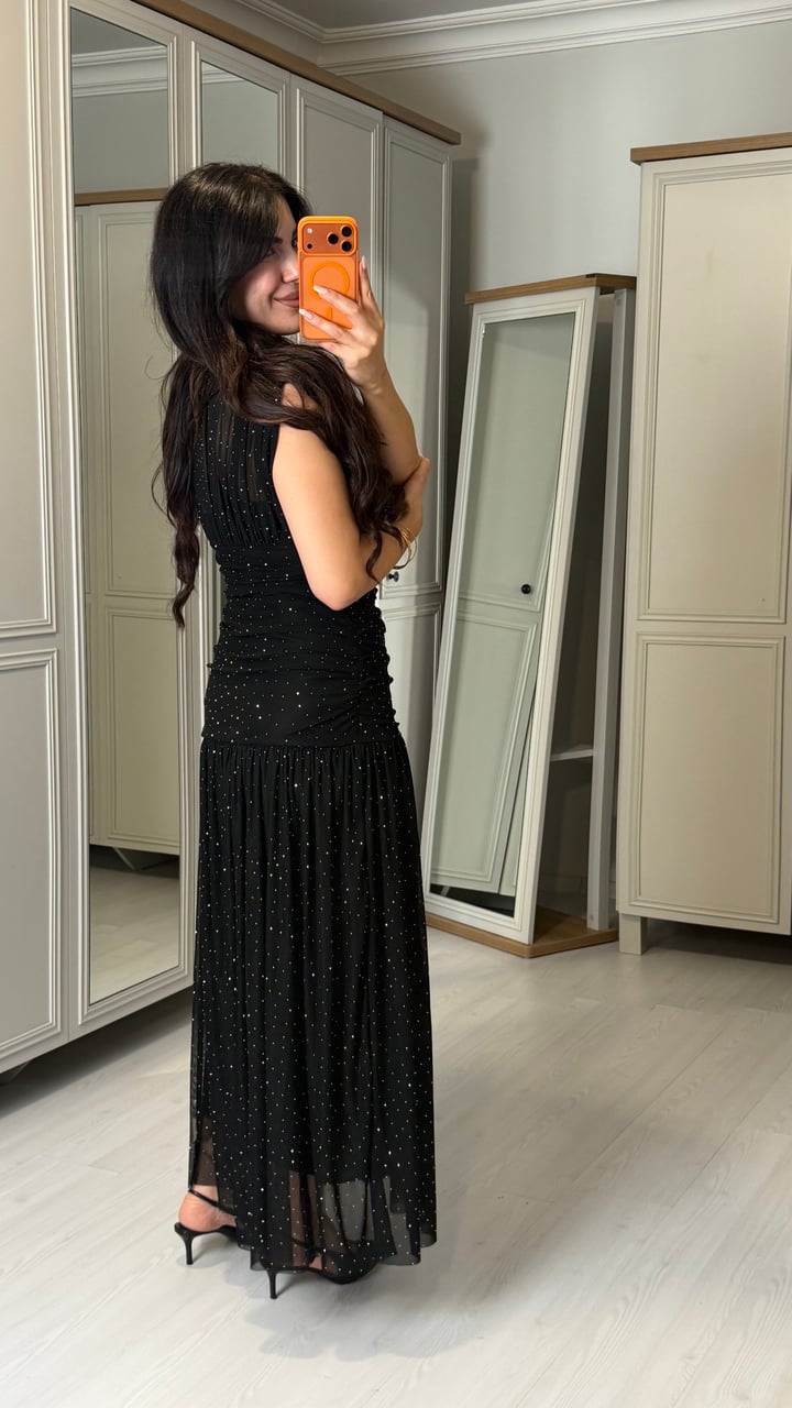 Hilary Siyah Taşlı Astarlı Tasarım Elbise
