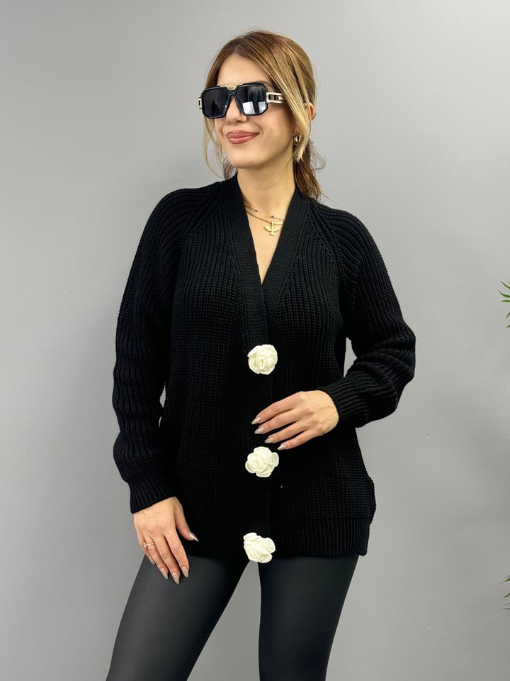 Hily Siyah Gül Düğme Detaylı Triko Hırka