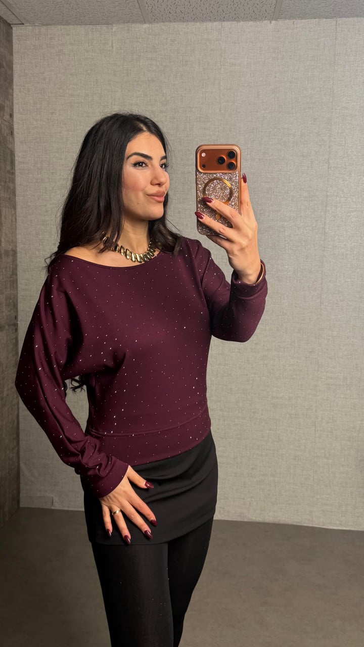 Karina Bordo Taşlı Kayık Yaka Bluz