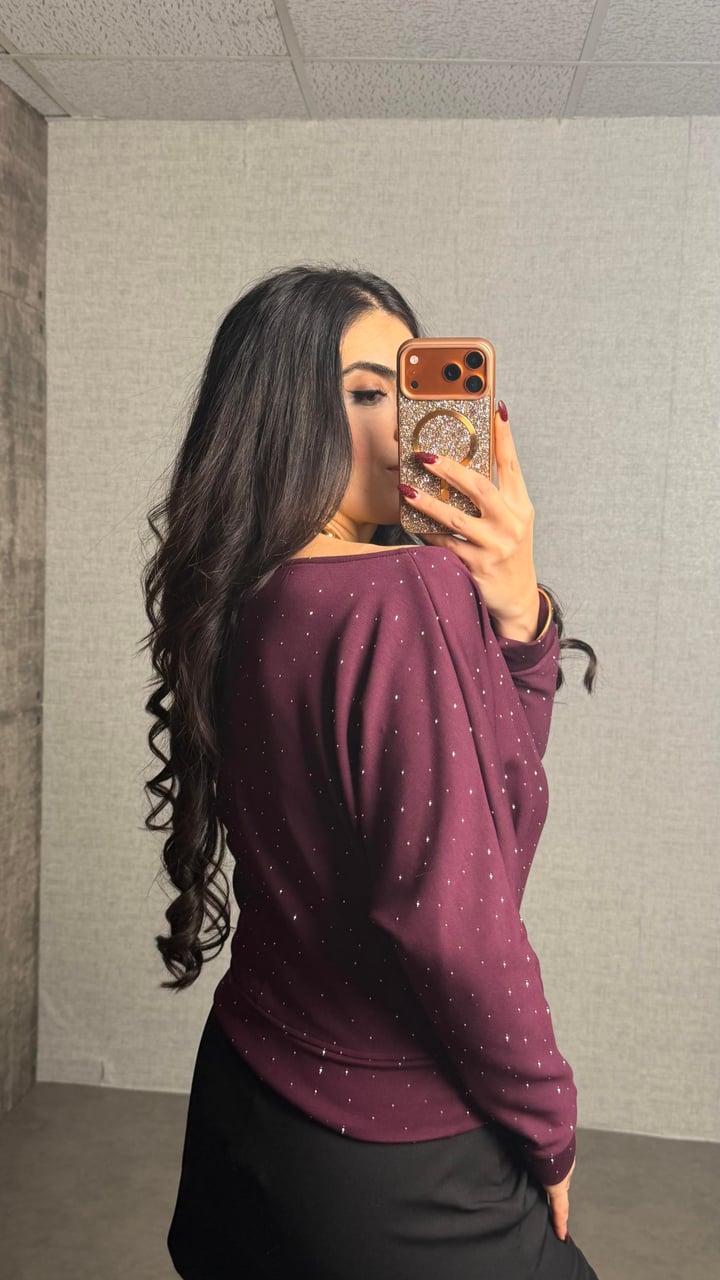 Karina Bordo Taşlı Kayık Yaka Bluz