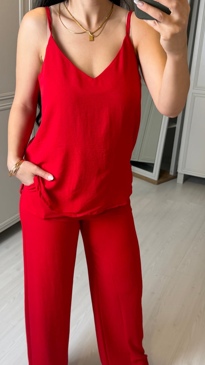 Laura Kırmızı İp Askılı Aerobin İkili Takım
