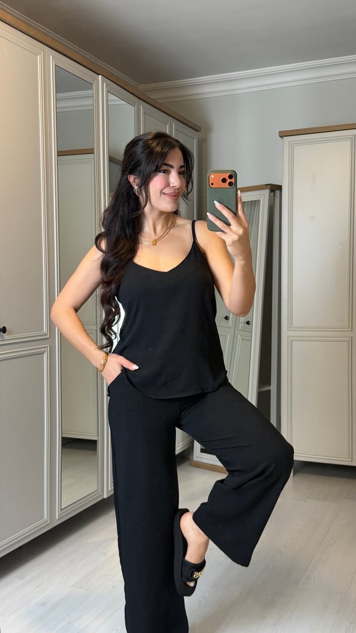 Laura Siyah İp Askılı Aerobin İkili Takım