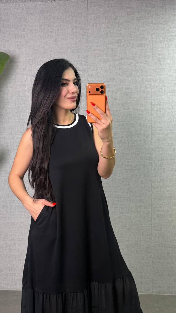 Logi Siyah Şifon Detay Biyeli Modal Elbise