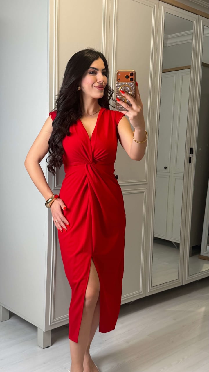 Lorena Kırmızı V Yaka Örme Crep Elbise
