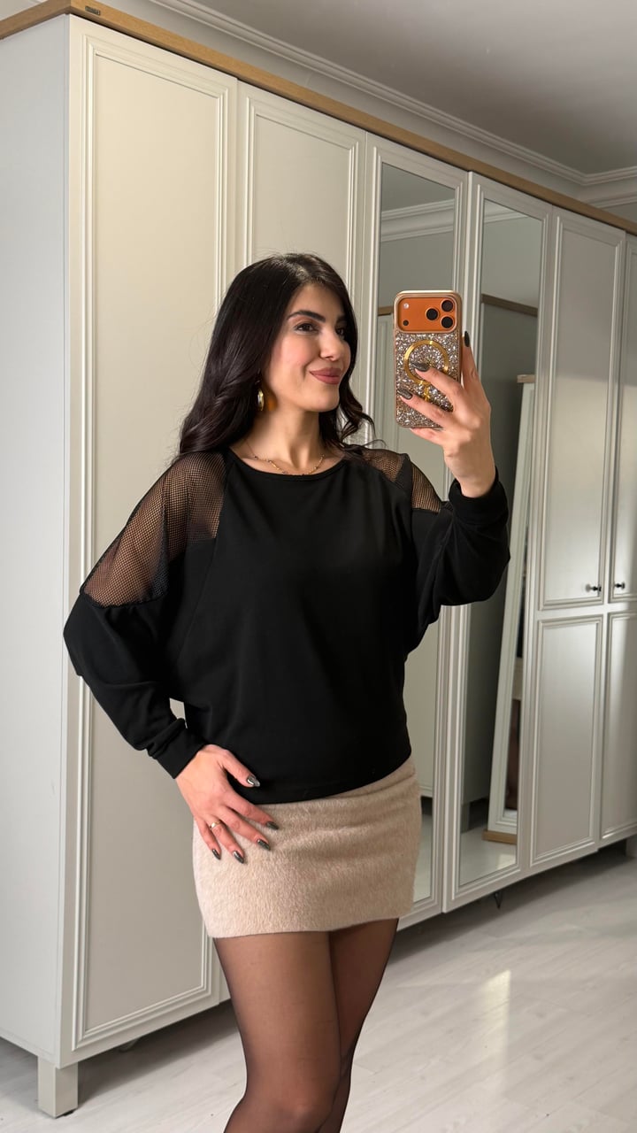 Losa Siyah Kolları File Detaylı Bluz