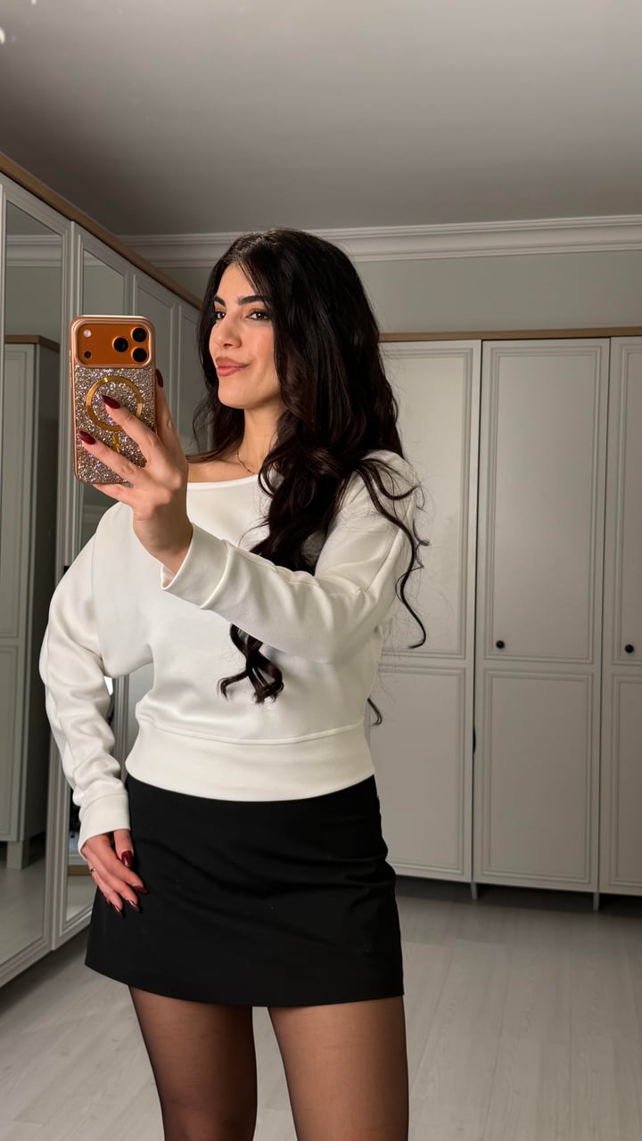 Madison Beyaz Kayık Yaka Bluz