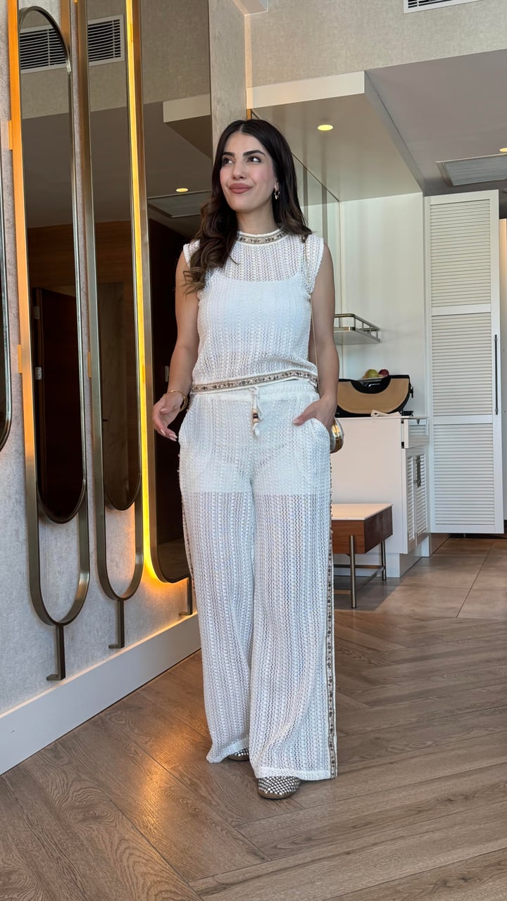 Nesly Krem Nakış İşlemeli Dantel Takım
