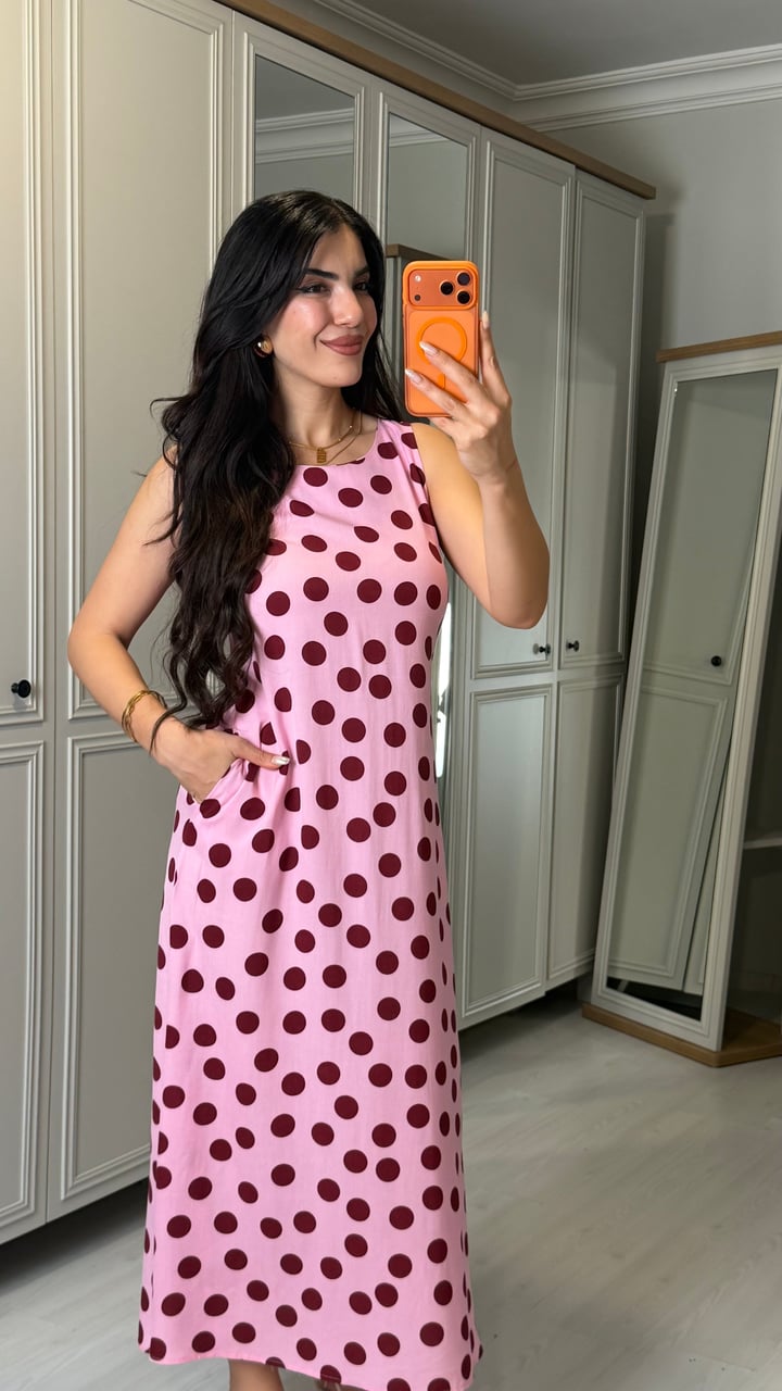 Novy Pembe Puantiyeli Elbise