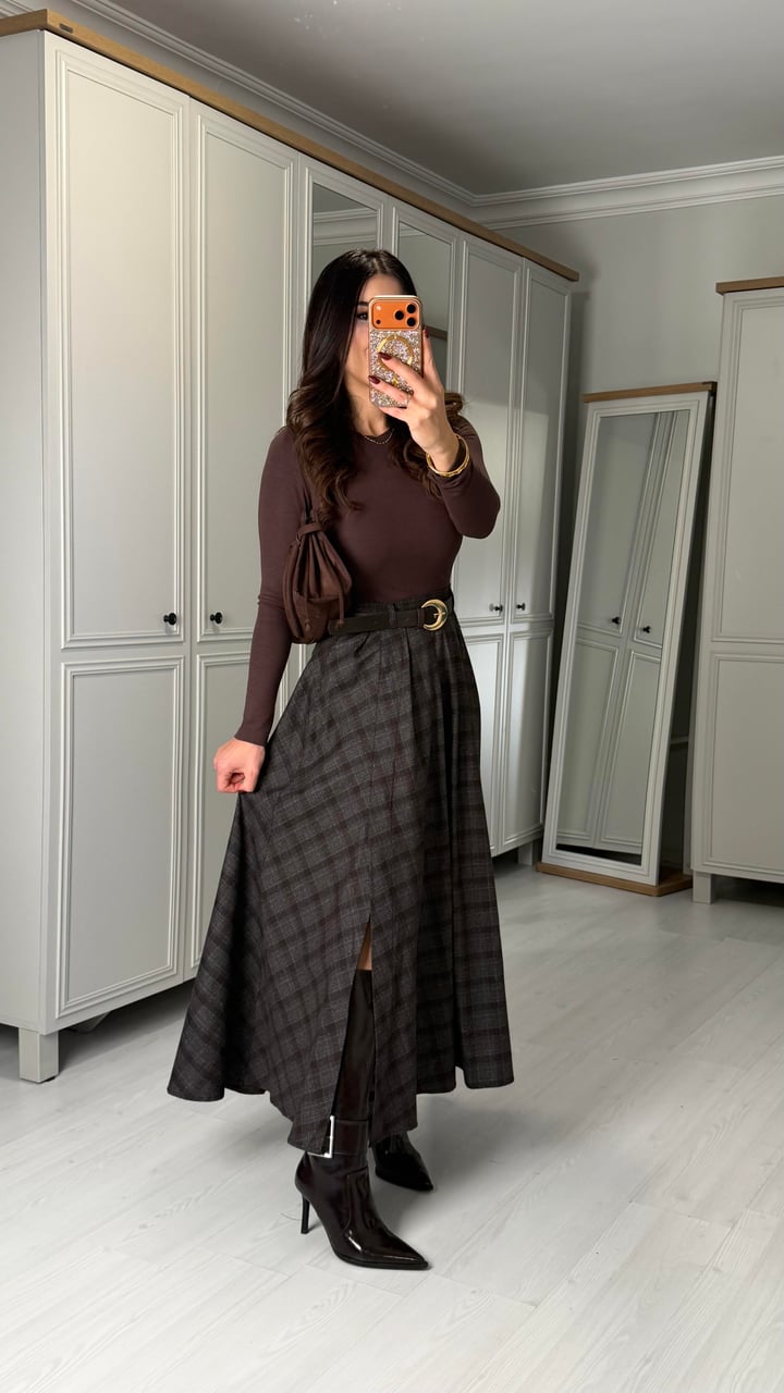 Ottavia Kahverengi Kemerli Yırtmaçlı Ekose Etek