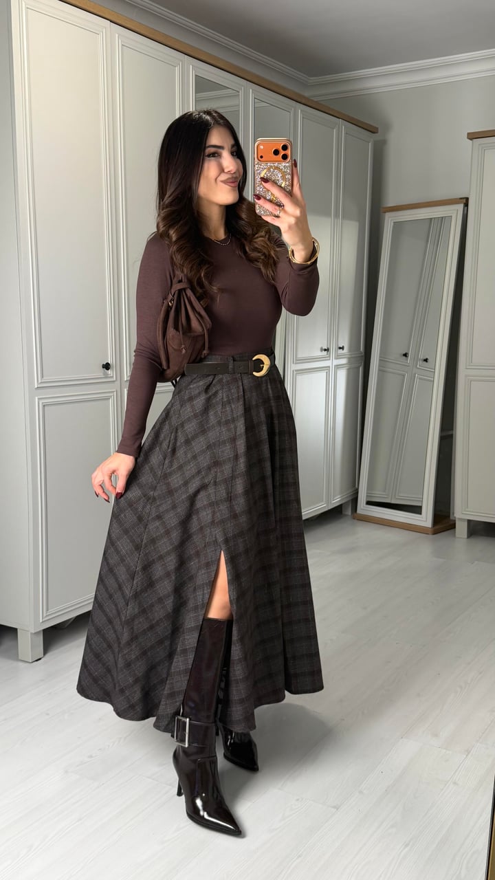 Ottavia Kahverengi Kemerli Yırtmaçlı Ekose Etek