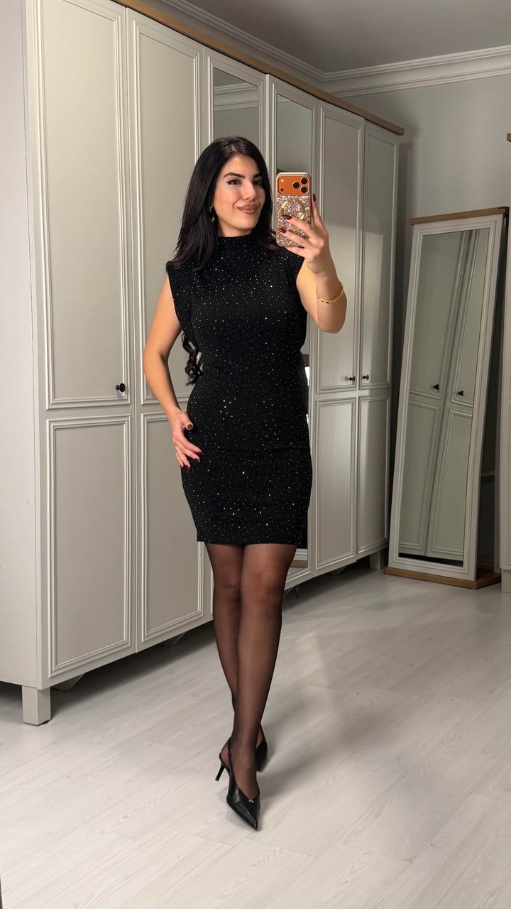 Raluca Siyah Omuz Detaylı Taşlı Elbise