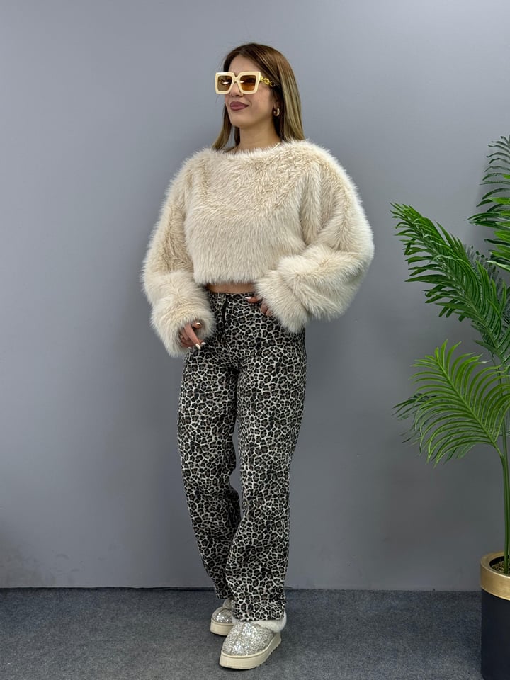 Regina Gabardin Leopar Jean