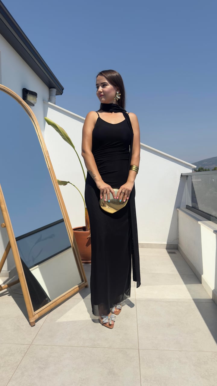 Relly Siyah Askılı Fular Detaylı Elbise