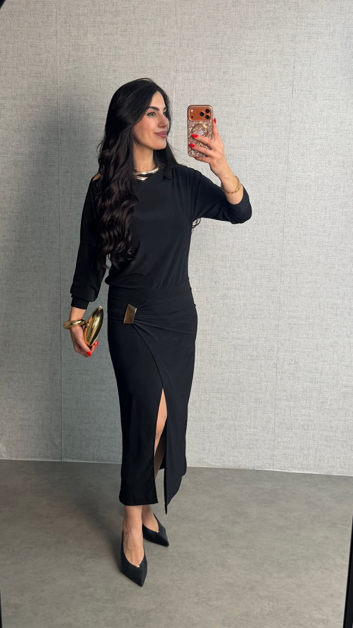 Selena Siyah Gold Tokalı Sandy Elbise