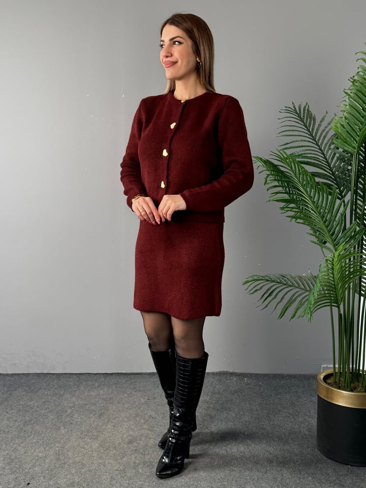 Suma Bordo Kalp Düğmeli Etekli Triko Takım