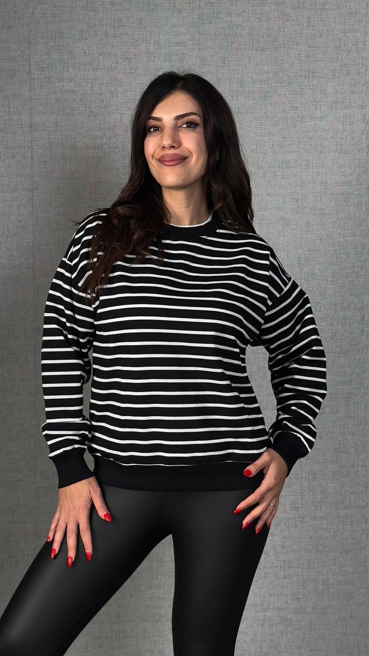 Vanga Siyah Çizgili Basic Sweatshirt