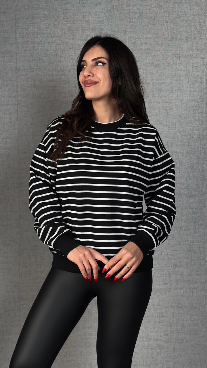 Vanga Siyah Çizgili Basic Sweatshirt