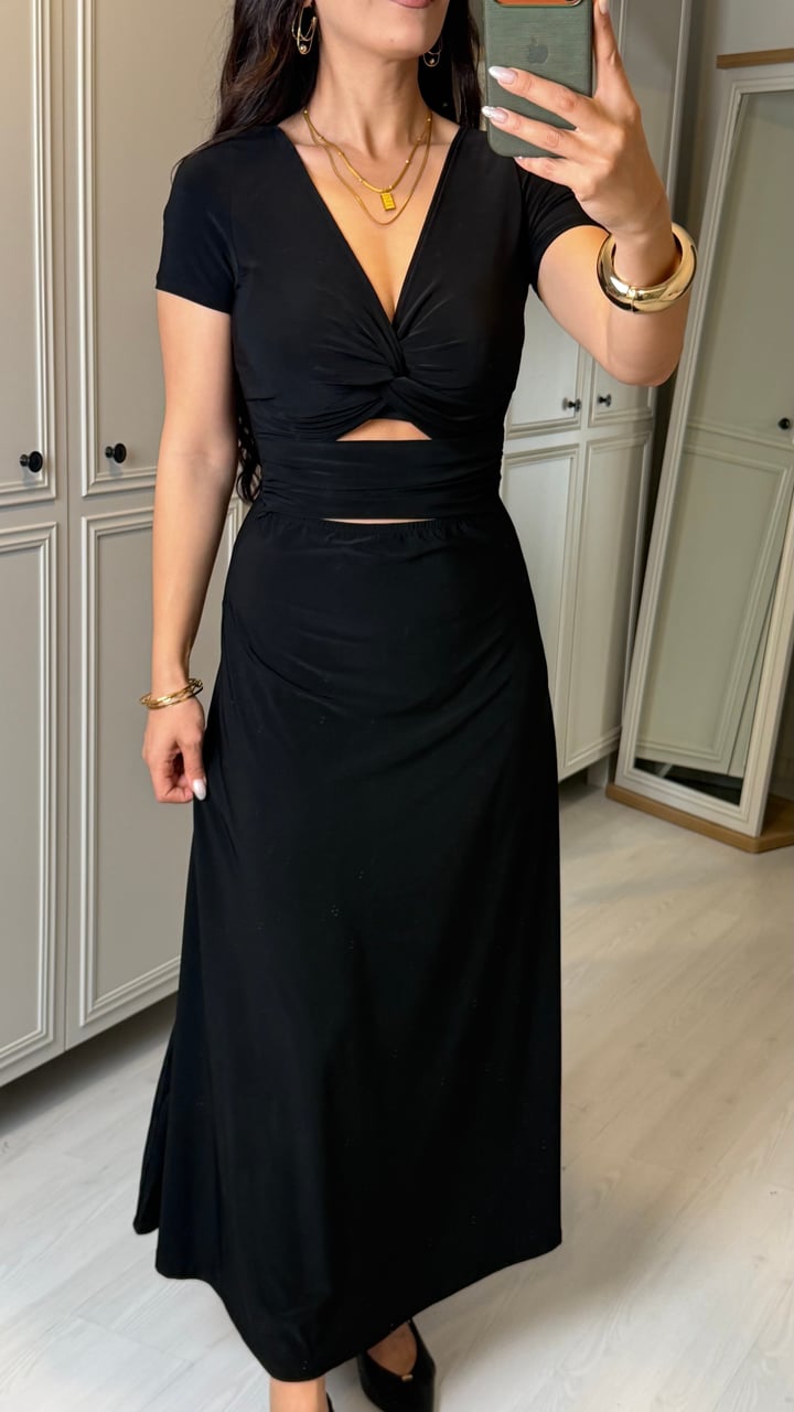 Victoria Siyah Düğümlü Maxi Boy Elbise