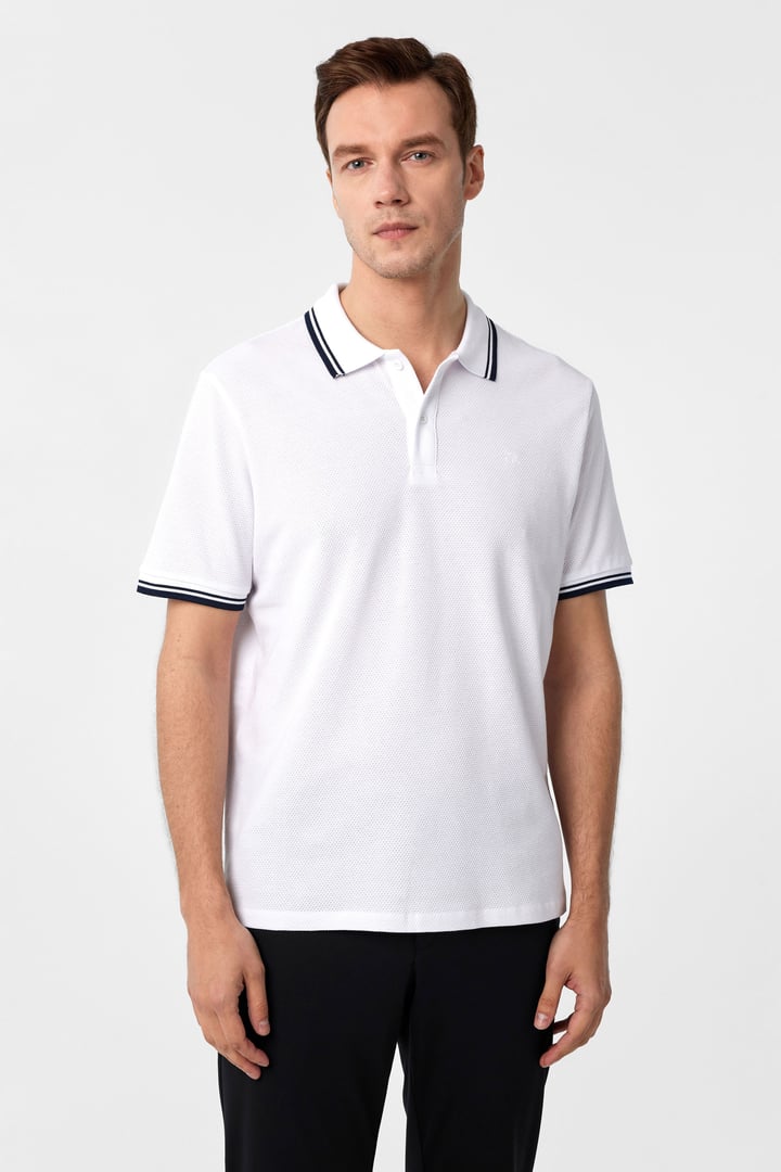 Beyaz Regular Armürlü Polo Yaka Tişört