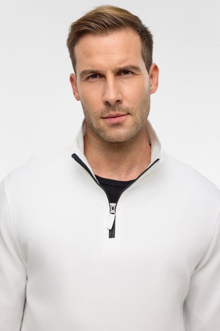 Beyaz Regular Düz Yarım Balıkçı Yaka Sweatshirt