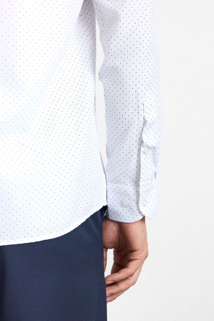 Beyaz Regular Klasik Yaka Minimal Oxford Cepsiz Düğmeli Uzun Kollu Casual Gömlek