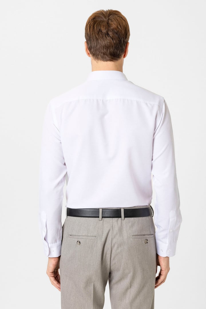 Beyaz Slim Fit Armürlü Klasik Yaka Gömlek