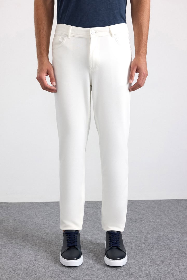 Beyaz Slim Karışık Desen Armürlü Normal Bel Casual Pantolon