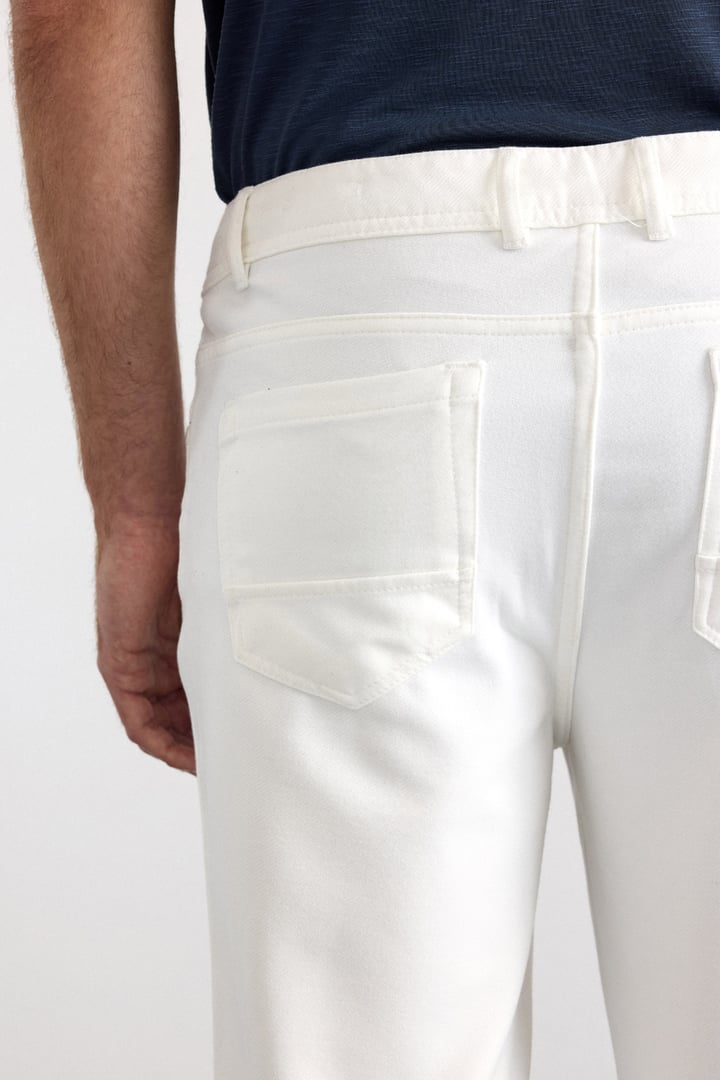 Beyaz Slim Karışık Desen Armürlü Normal Bel Casual Pantolon