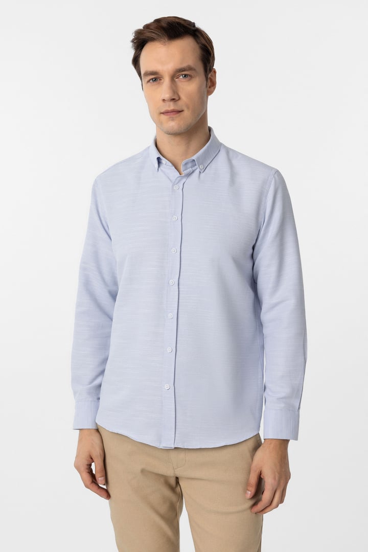 Buz Mavi Slim Fit Armürlü Düğmeli Yaka Gömlek