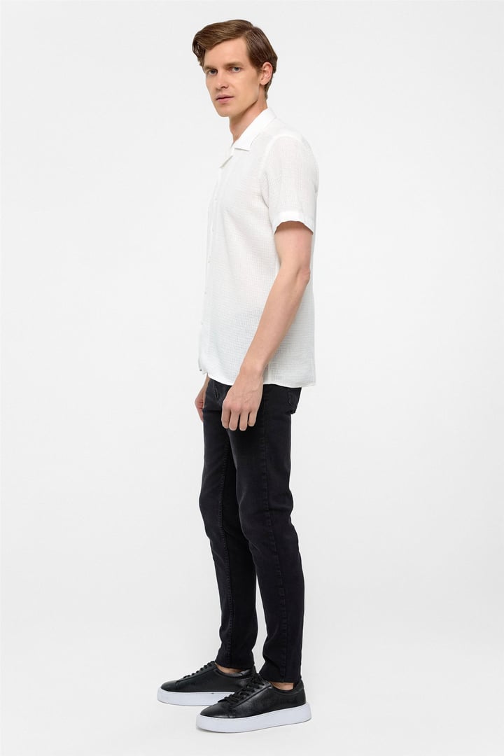 Ekru Slim Fit Düz Apaş Yaka Gömlek