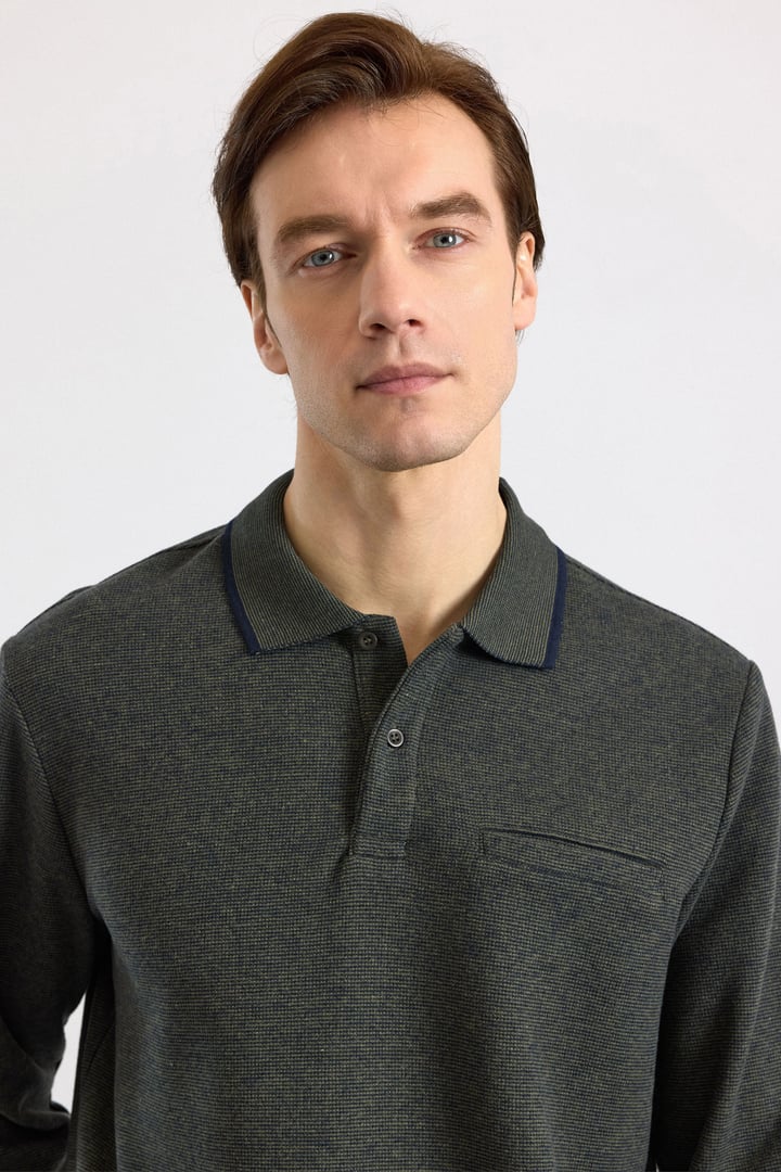 Haki Regular Düz Fermuarlı Polo Yaka Sweatshirt