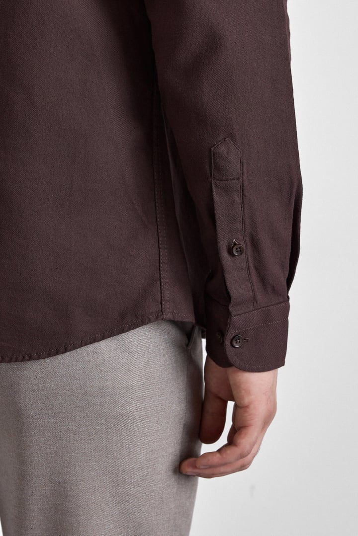 Koyu Kahve Slim Düğmeli Yaka Düz Uzun Kollu Casual Gömlek