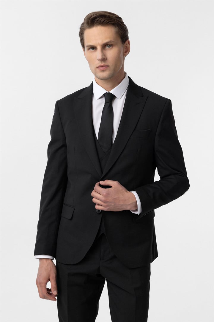 Siyah Slim Fit Düz Sivri Yaka 6 Drop Yelekli Klasik Takım Elbise