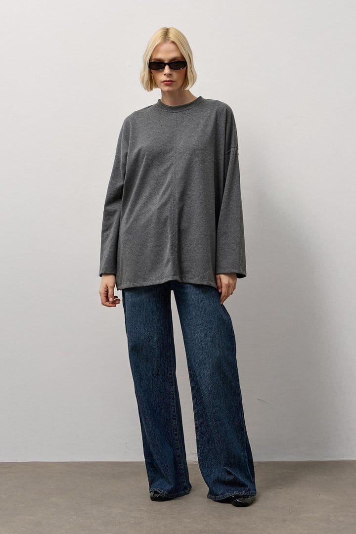 Antrasit Oversize Kesim Uzun Kollu Basic T-Shirt