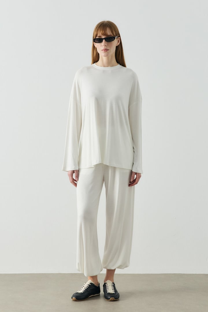 Beyaz Oversize Uzun Kol Basic Body