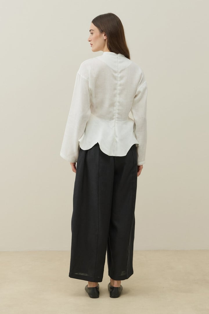 Ekru Hakim Yaka Peplum Keten Bluz