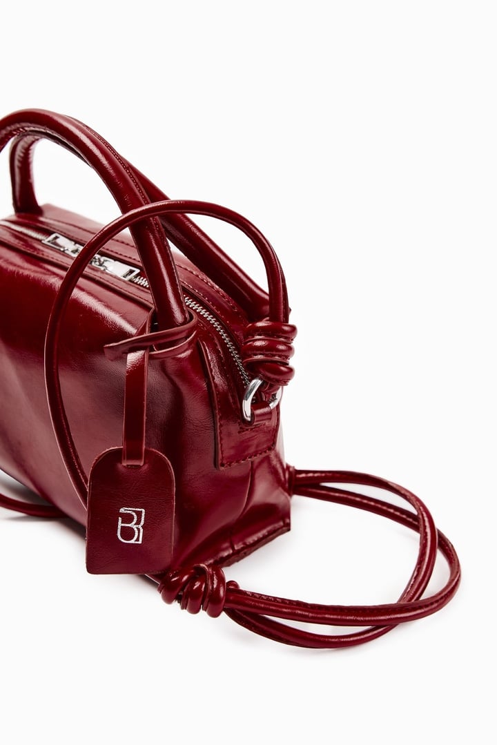 Kırmızı Minimal Logolu Mini Çanta