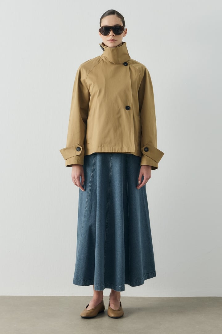Koyu Camel Kutu Form Crop Gabardin Trenç