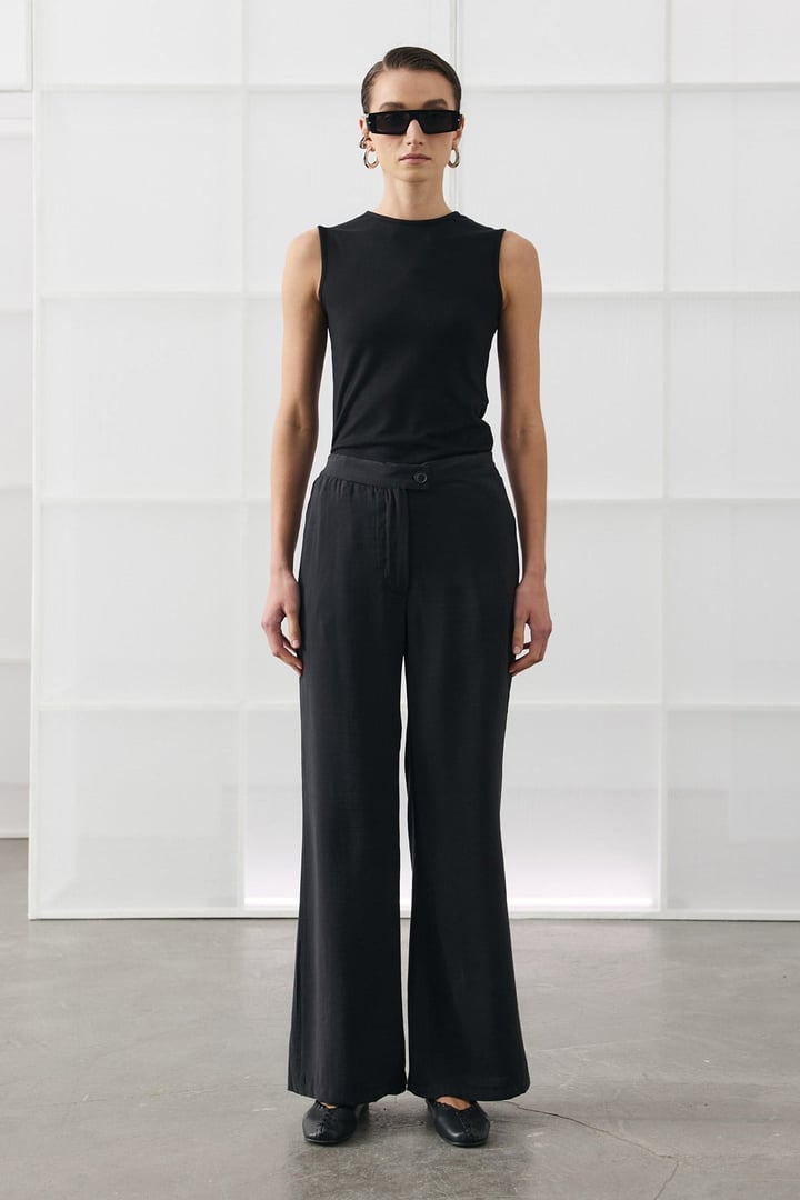 Siyah Bol Paça Basic Pantolon