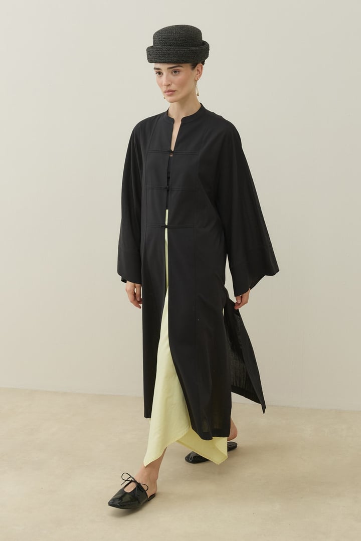 Siyah Hakim Yaka Uzun Vual Kimono