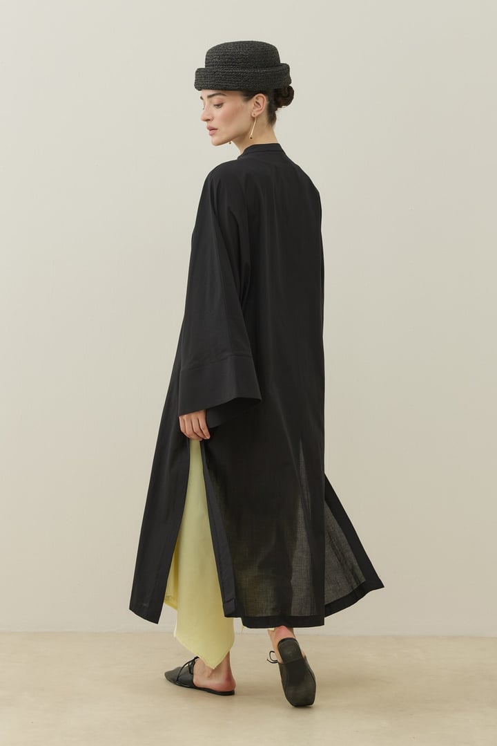Siyah Hakim Yaka Uzun Vual Kimono